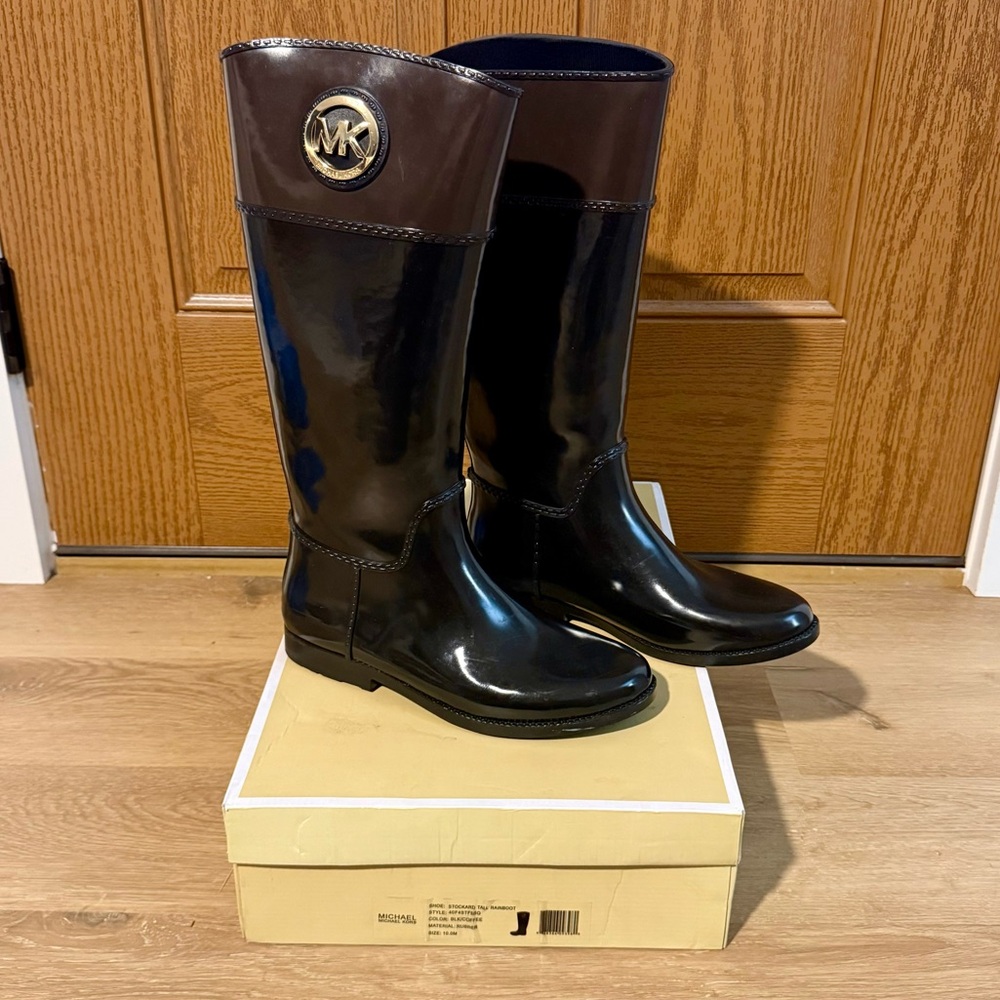 Black Knee-High Boots with Logo